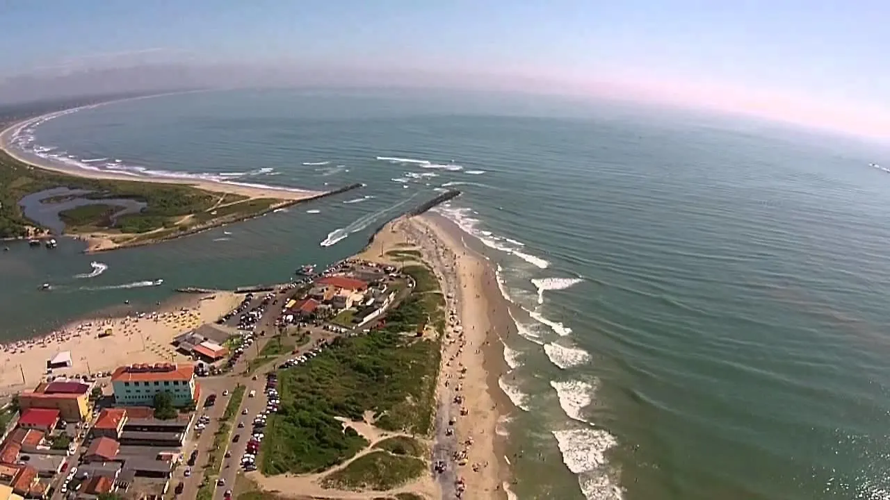 Pousada Familia Forlin Balneario Barra do Sul Guest house